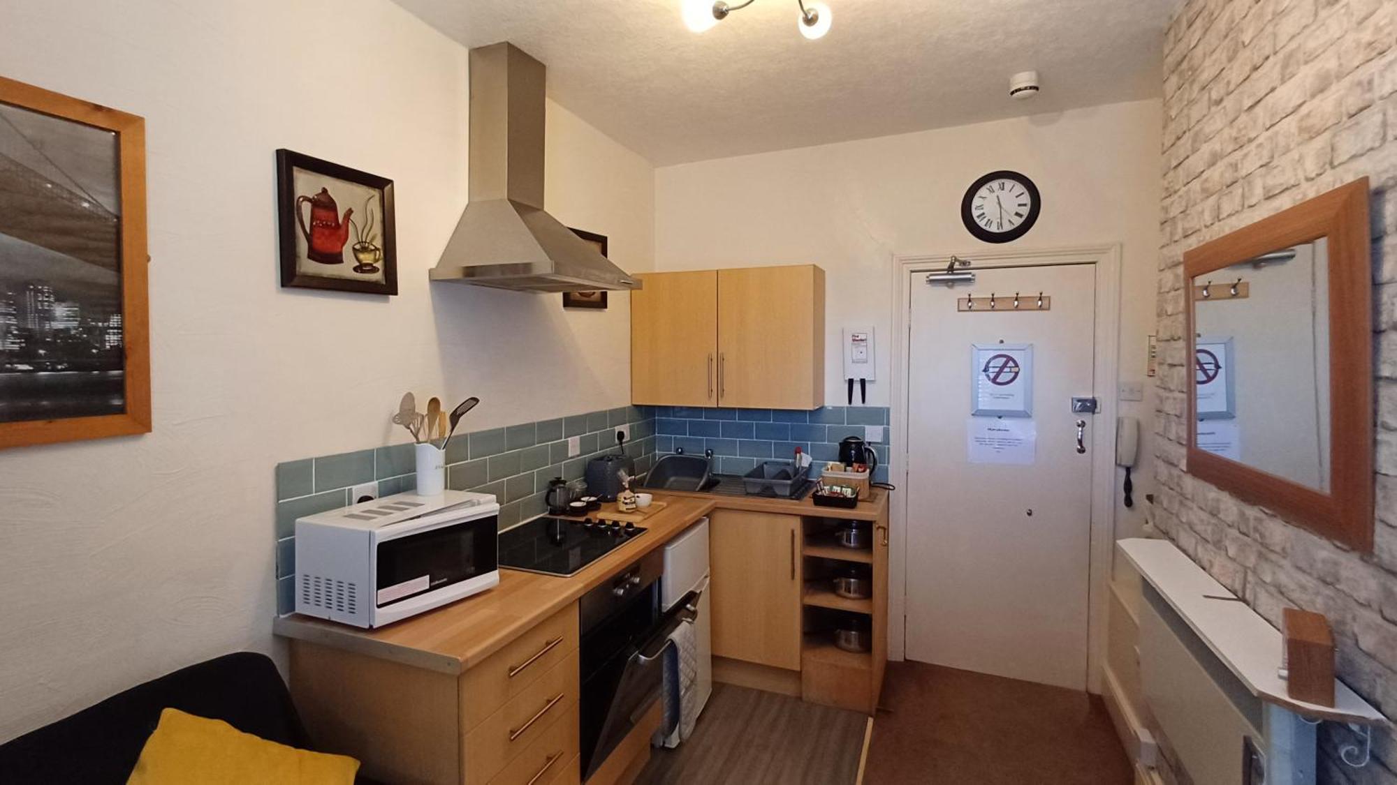 Morwenna Luxury Holiday Apartments Лландидно Экстерьер фото