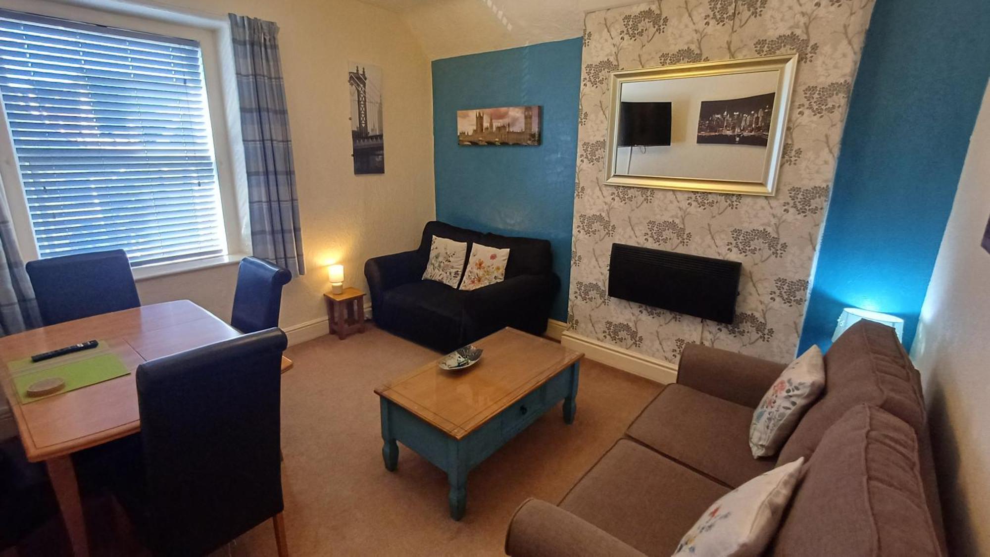 Morwenna Luxury Holiday Apartments Лландидно Экстерьер фото