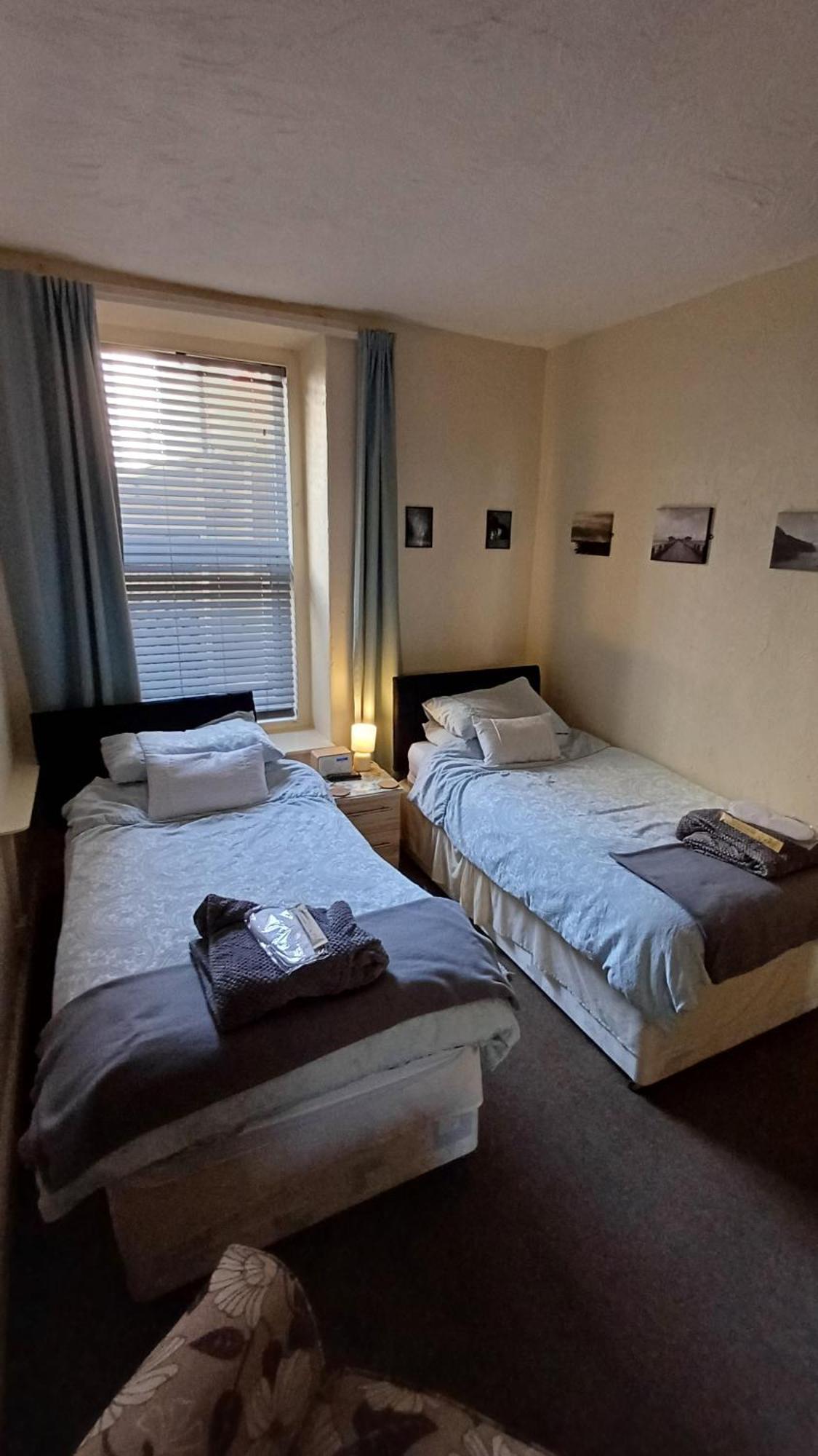 Morwenna Luxury Holiday Apartments Лландидно Экстерьер фото